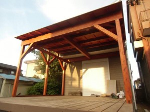 パーゴラ風ウッドデッキ屋根の製作